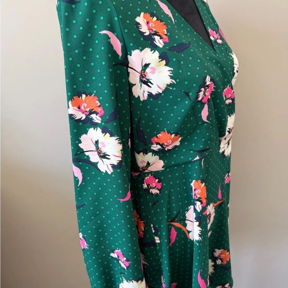 Green Floral Wrap Midi Dress - Picture 2 of 14